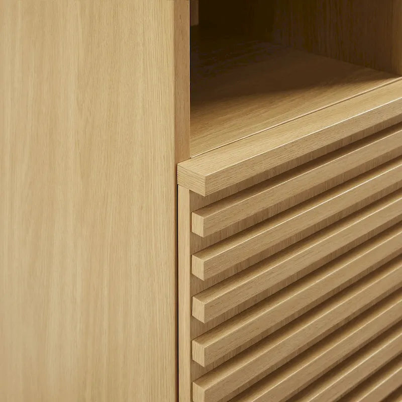 Meuble de rangement haut et étroit pour salle de bain